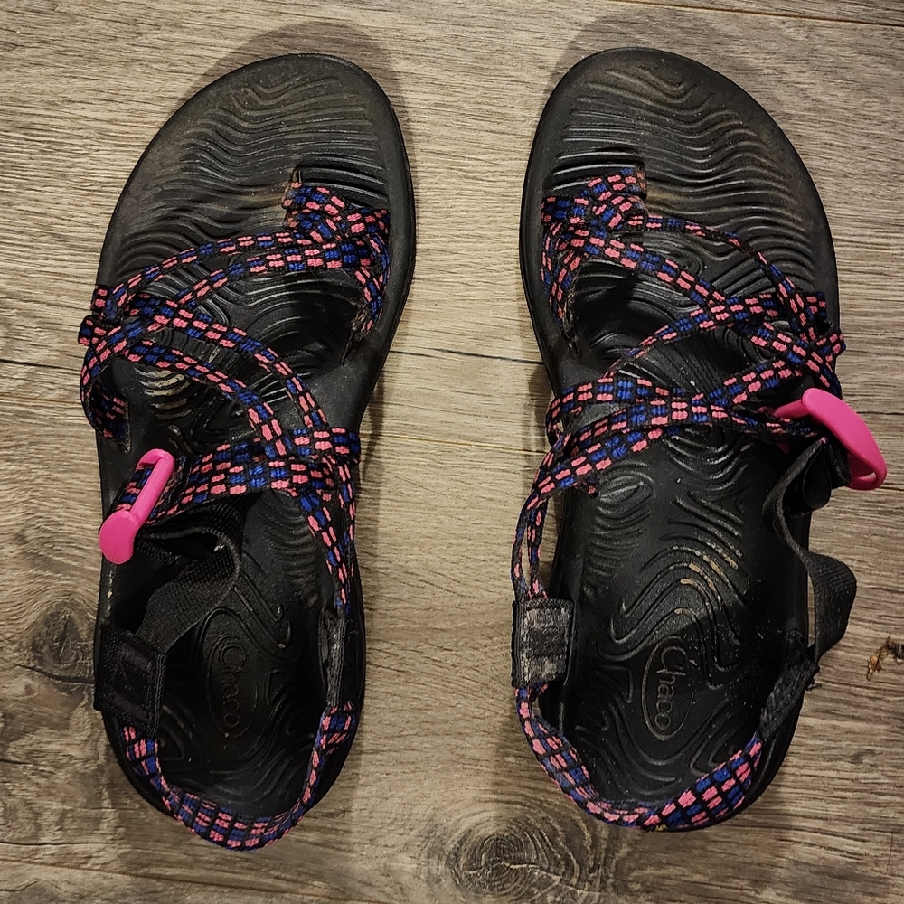 Chacos size 7
